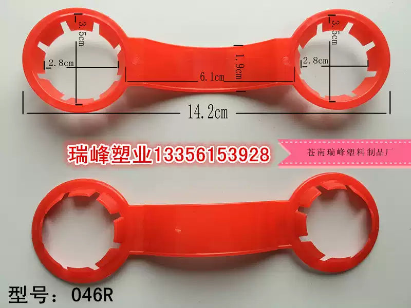 Plastic handle, beverage bottle handle, cola bottle handle, bottle buckle strap, multi bottle connection, handle buckle, promotional bundling handle
